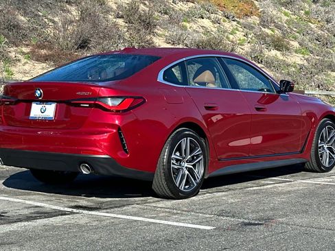 Used 2025 BMW 430i image 2