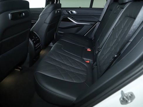 Certified 2026 BMW X5 xDrive40i w/ Climate Comfort Package image 14