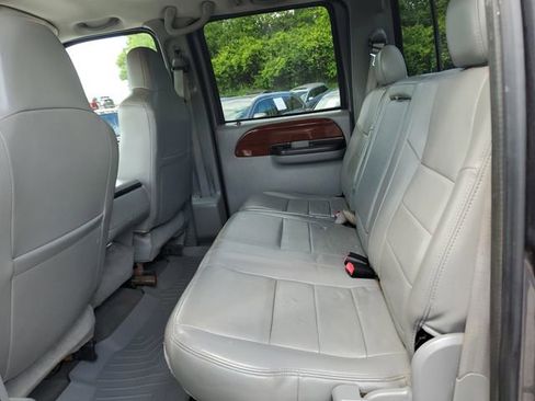 Used 2005 Ford F350 XLT AWD/4WD image 23