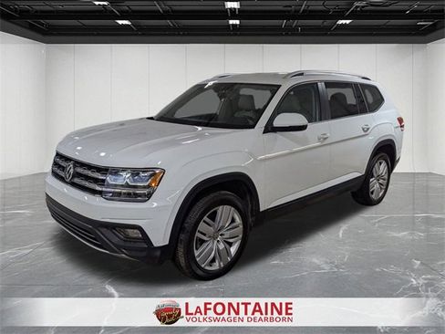 Certified 2019 Volkswagen Atlas SE w/ Towing Package image 1