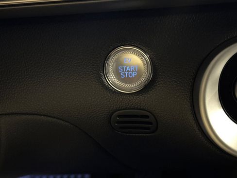 New 2026 Genesis GV60 RWD image 23