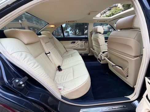 Used 2001 BMW 740iL RWD image 45