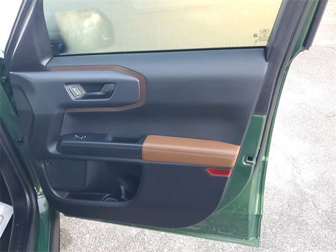 Used 2024 Ford Bronco Sport Outer Banks w/ Tech Package image 38