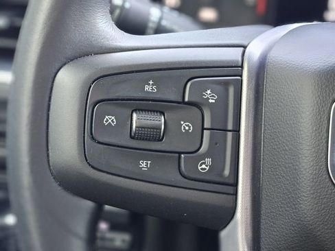 Used 2021 GMC Yukon SLT w/ SLT Luxury Plus Package image 17