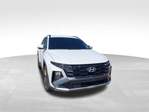Used 2025 Hyundai Tucson SEL FWD image 6