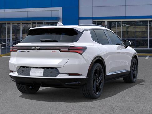 New 2025 Chevrolet Equinox EV RS image 4