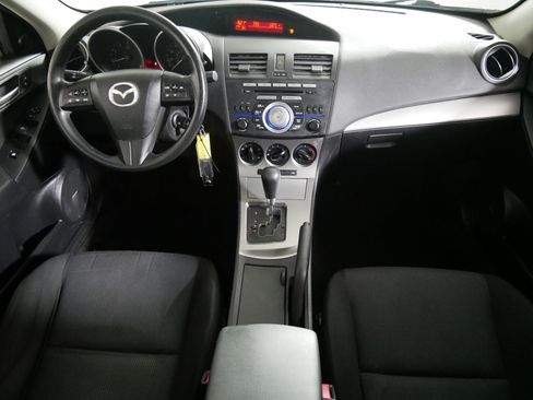 Used 2011 MAZDA MAZDA3 i Touring image 10