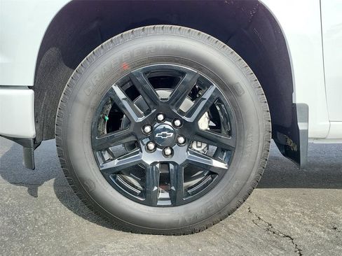 Used 2024 Chevrolet Silverado 1500 Custom w/ LPO, Dark Essentials Package RWD image 23
