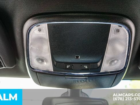 Used 2019 Dodge Durango SXT RWD image 35