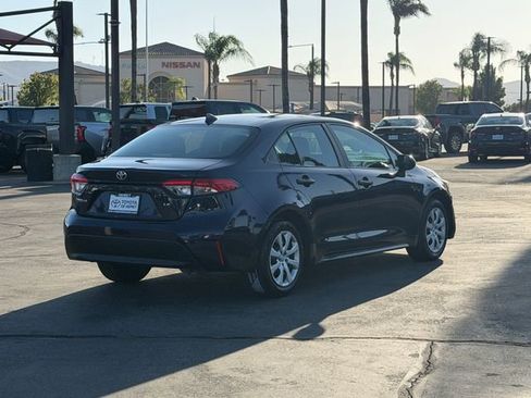 Used 2024 Toyota Corolla LE FWD image 5