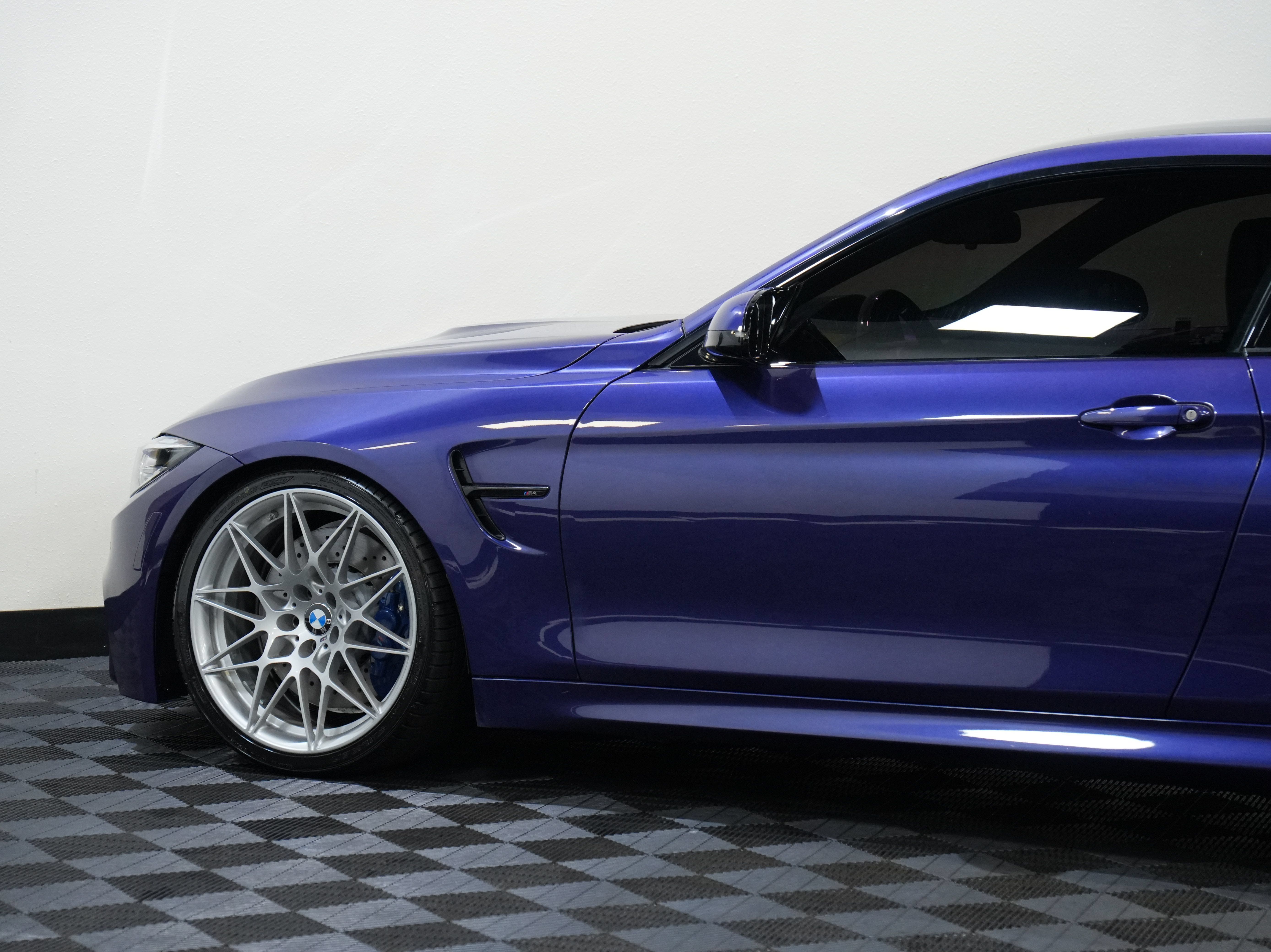 Used 2020 BMW M4 Coupe w/ Competition Package RWD image 19