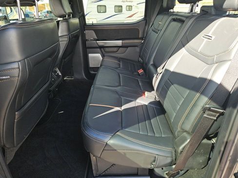 Used 2024 Ford F250 Platinum image 25