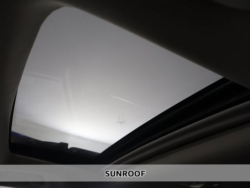 Used 2025 Subaru Outback Onyx Edition image 3