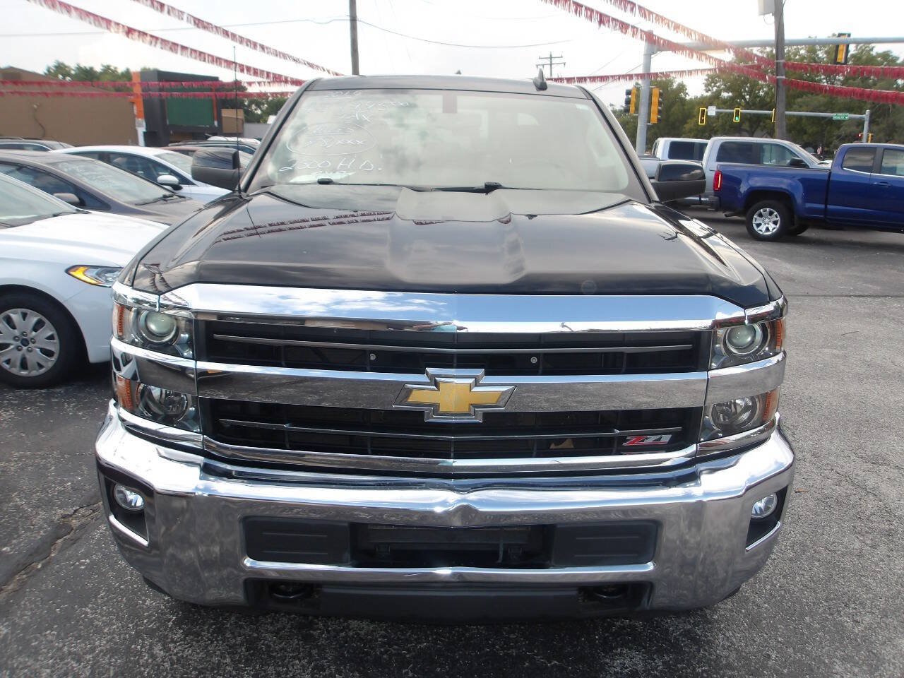 Used 2019 Chevrolet Silverado 2500 LT w/ All Star Edition AWD/4WD image 2