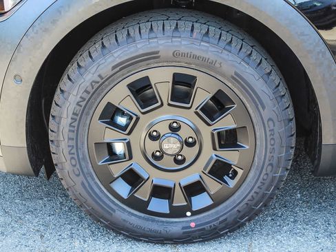 New 2025 Hyundai Ioniq 5 XRT image 20