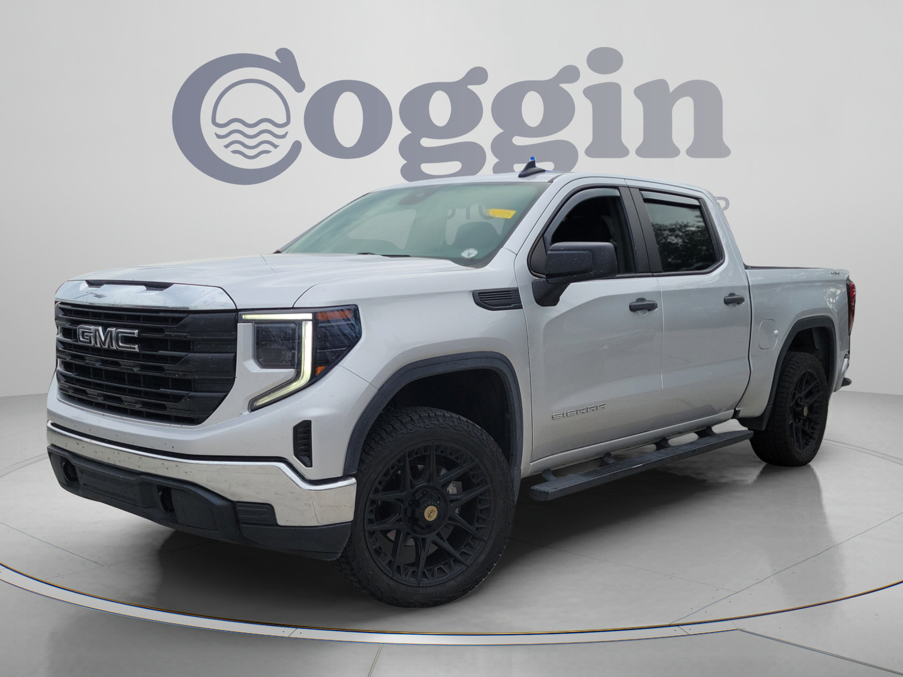 Used 2022 GMC Sierra 1500 Pro w/ Convenience Package AWD/4WD image 1