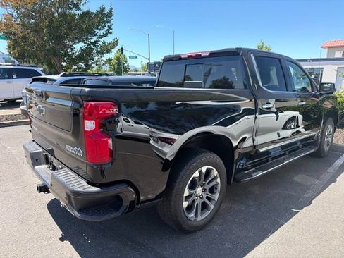 Used 2024 Chevrolet Silverado 1500 High Country AWD/4WD image 9
