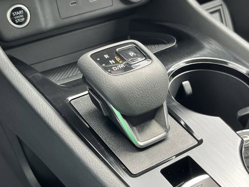Used 2023 Nissan Rogue SV w/ SV Premium B Package AWD/4WD image 28