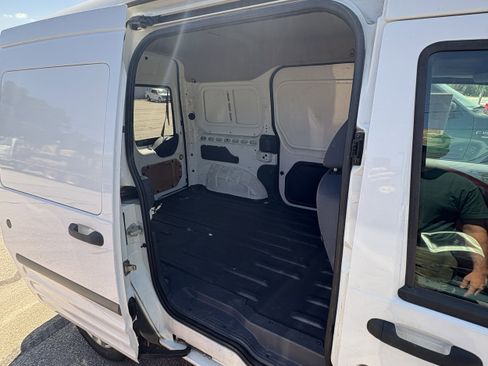 Used 2013 Ford Transit Connect XLT FWD image 5