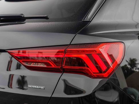 New 2025 Audi Q3 2.0T Premium Plus image 9