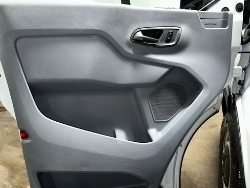 Used 2015 Ford Transit 150 130 Medium Roof image 13