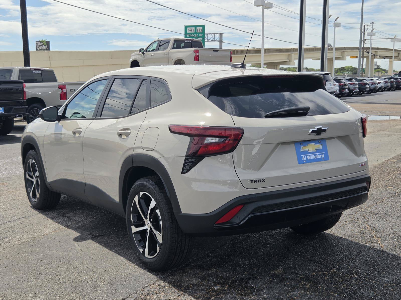 New 2026 Chevrolet Trax RS FWD image 3