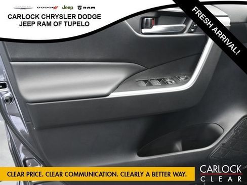 Used 2025 Toyota RAV4 XLE Premium w/ Weather Package AWD/4WD image 23