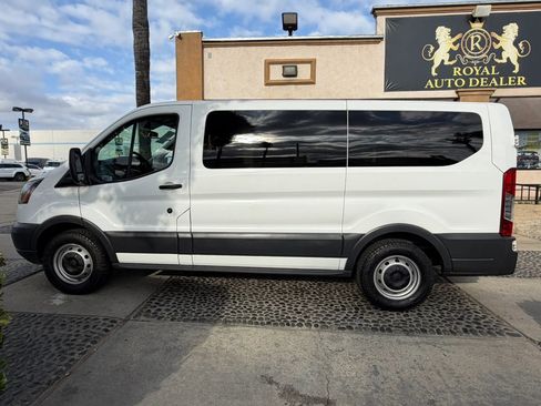 Used 2018 Ford Transit 150 XL RWD image 8