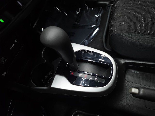 Used 2017 Honda Fit EX image 27