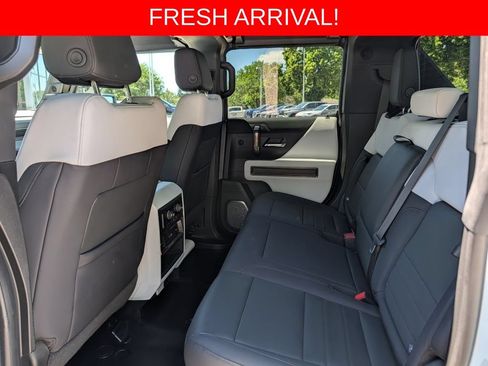 Used 2024 GMC Hummer EV 2X AWD/4WD image 28