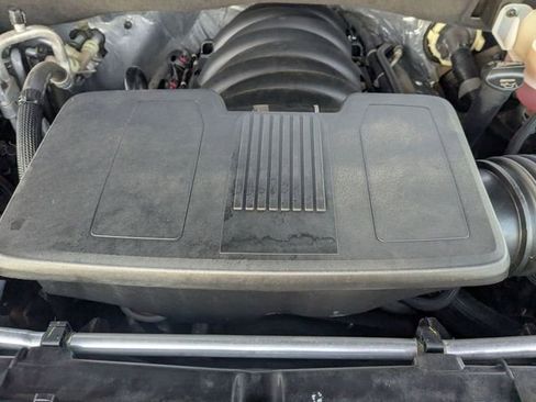 Used 2024 GMC Yukon SLT image 38