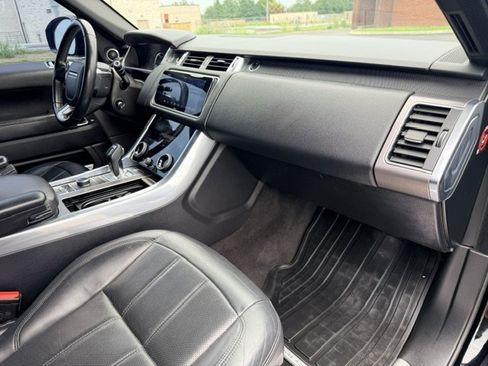 Used 2019 Land Rover Range Rover Sport HSE AWD/4WD image 23