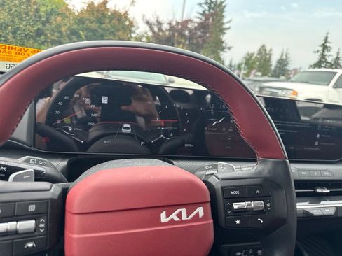 Certified 2025 Kia K4 GT-Line w/ GT-Line Premium Package FWD image 10