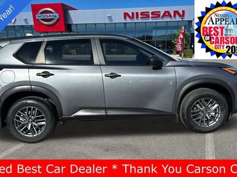 Used 2021 Nissan Rogue S image 2