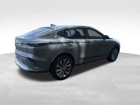 Used 2025 Buick Envista Avenir FWD image 12