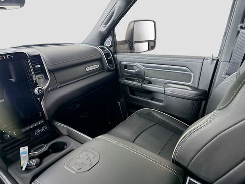 Used 2024 RAM 2500 Laramie w/ Night Edition image 23