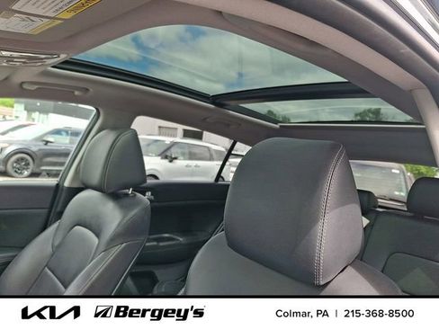 Used 2017 Kia Sportage EX AWD/4WD image 16