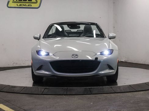 Used 2016 MAZDA MX-5 Miata Grand Touring RWD image 12