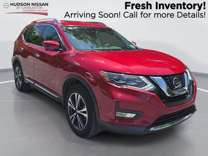 Used 2017 Nissan Rogue SL w/ SL Premium Package