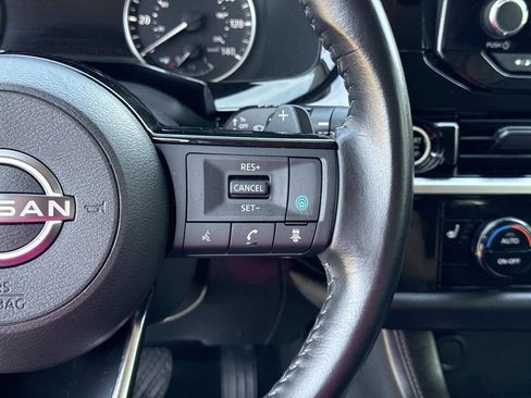 Certified 2022 Nissan Pathfinder SV image 31