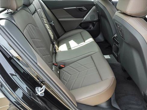 New 2027 BMW 530i xDrive AWD/4WD image 25
