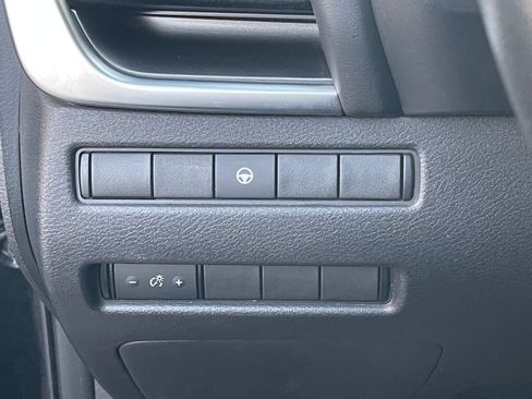 Used 2021 Nissan Rogue SV AWD/4WD image 20