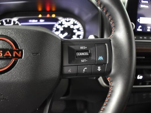 Certified 2025 Nissan Rogue SV AWD/4WD image 17
