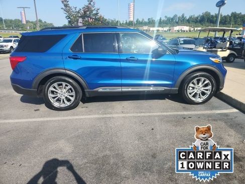 Used 2020 Ford Explorer XLT w/ Equipment Group 202A RWD image 1