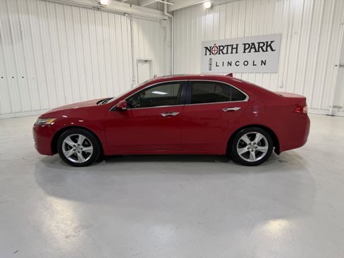 Used 2013 Acura TSX Tech Pkg image 2