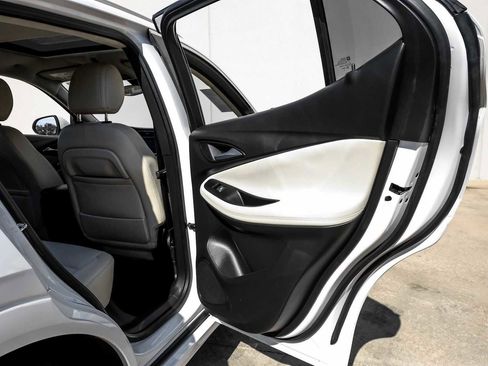 Used 2020 Buick Encore GX Select w/ Sport Touring Package image 43