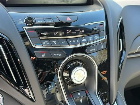 New 2026 Acura RDX SH-AWD image 17