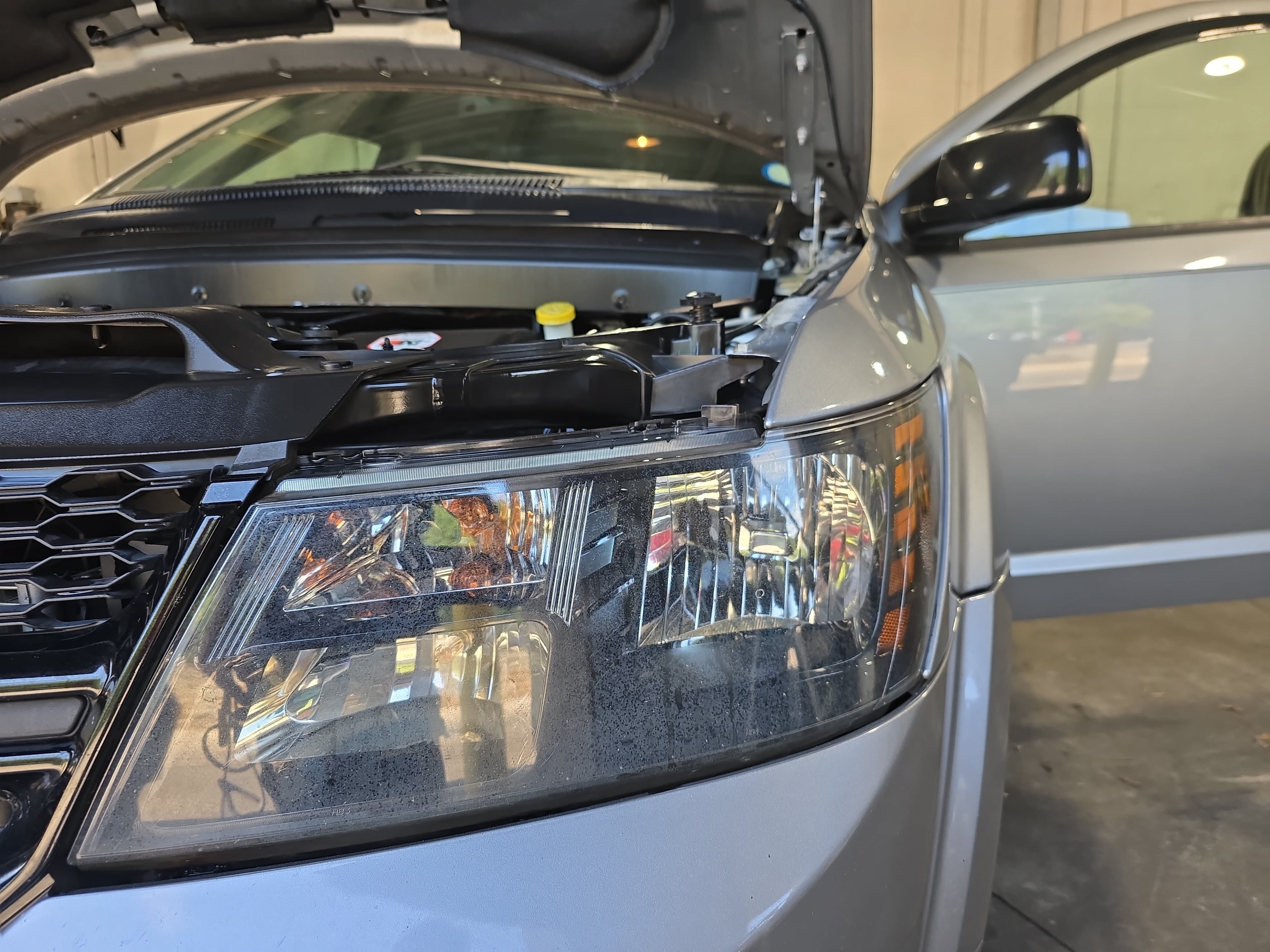 Used 2018 Dodge Journey SXT w/ Connectivity Group FWD image 31