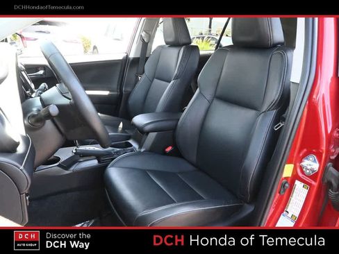 Used 2015 Toyota RAV4 Limited AWD/4WD image 18