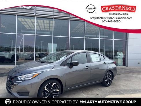 New 2025 Nissan Versa SR image 1